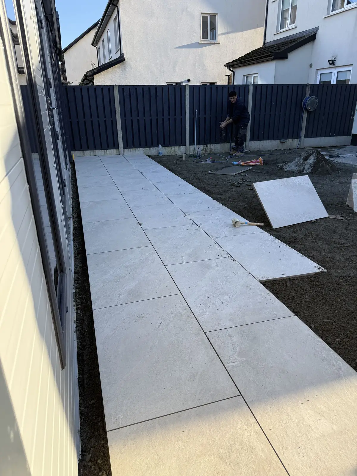 Porcelain being laid, Blackrock, Co. Louth